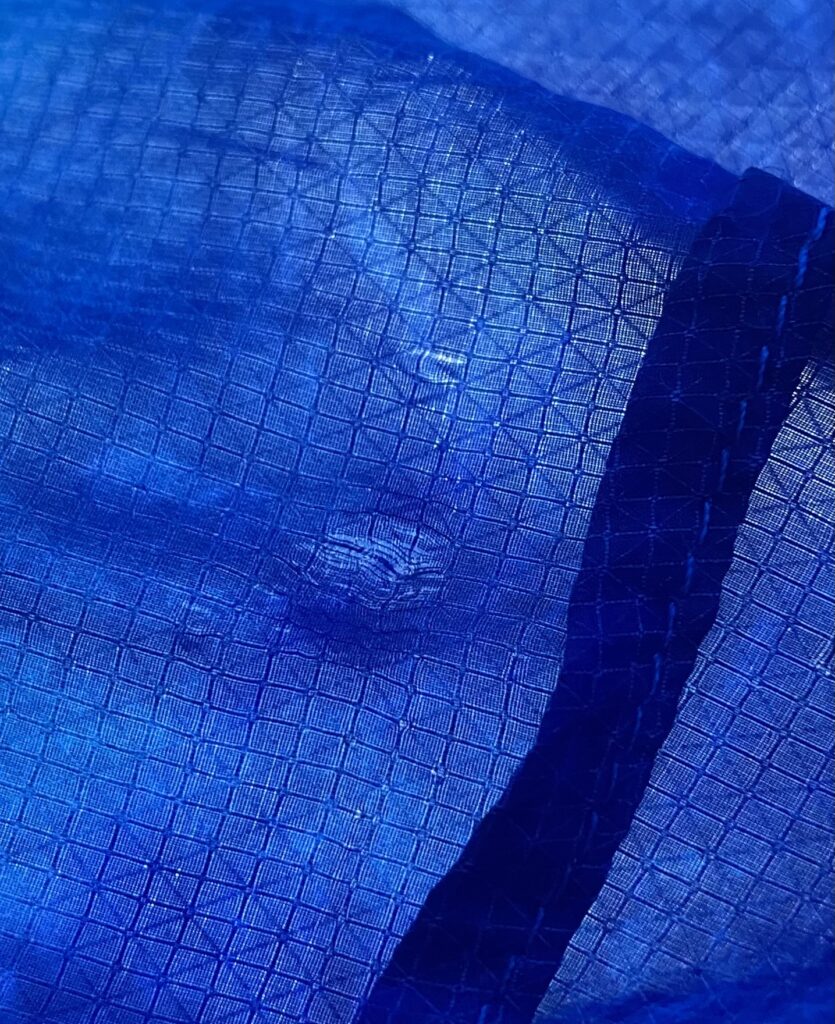 穴